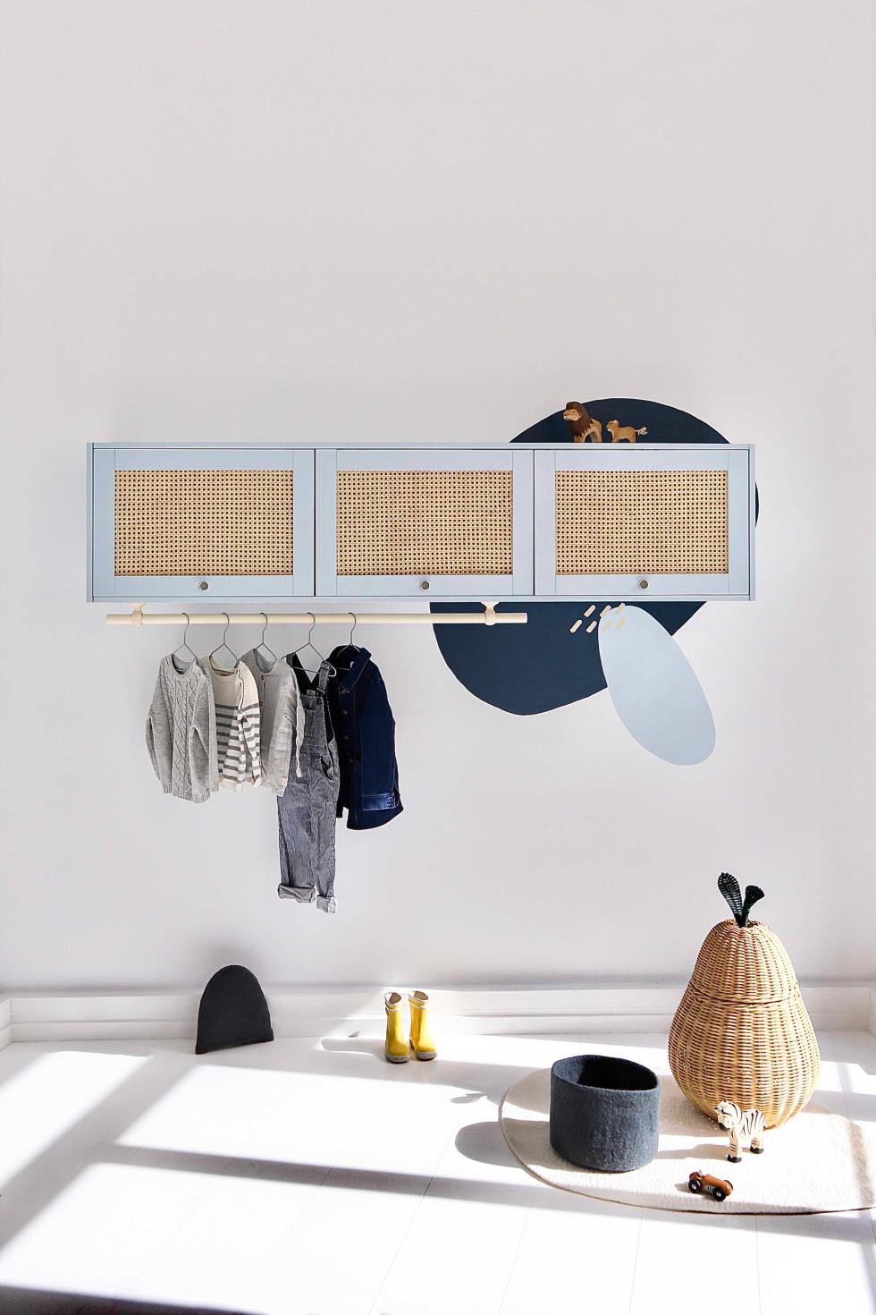 Plum Living Kleiderschrank für Kinder. Design von Sabine Mérillon.