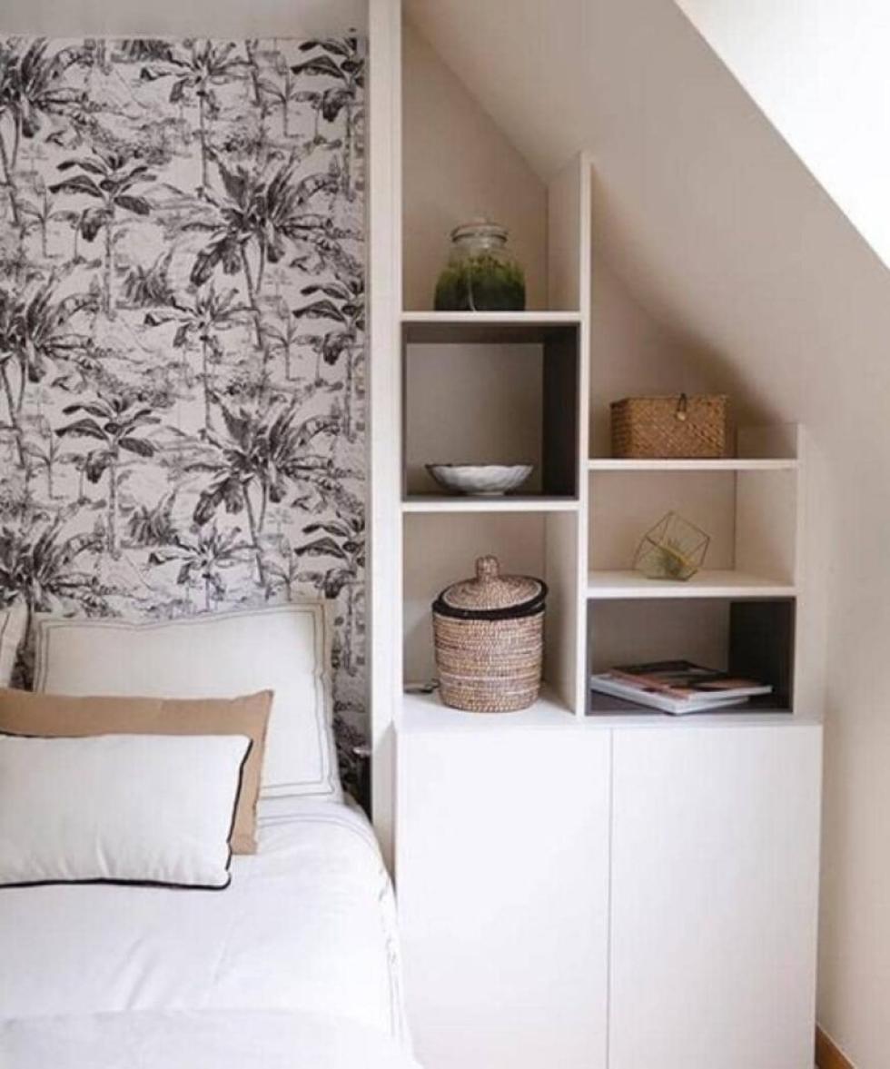 Bedside table with niche