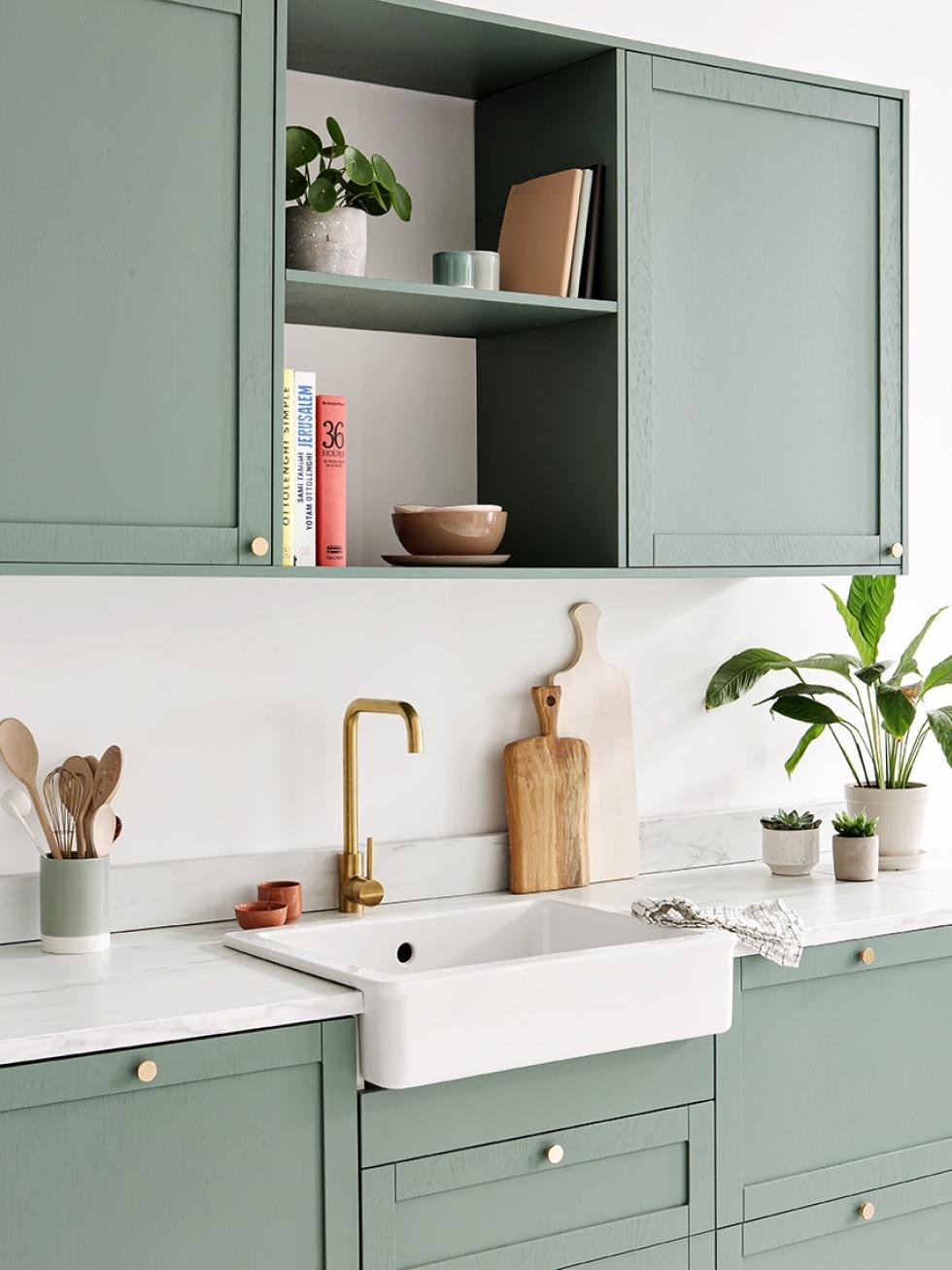 Küche in Grün 03 - Vert de gris