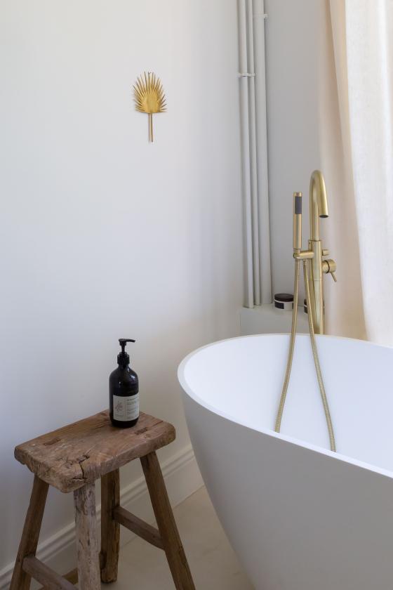 Polished concrete bathroom