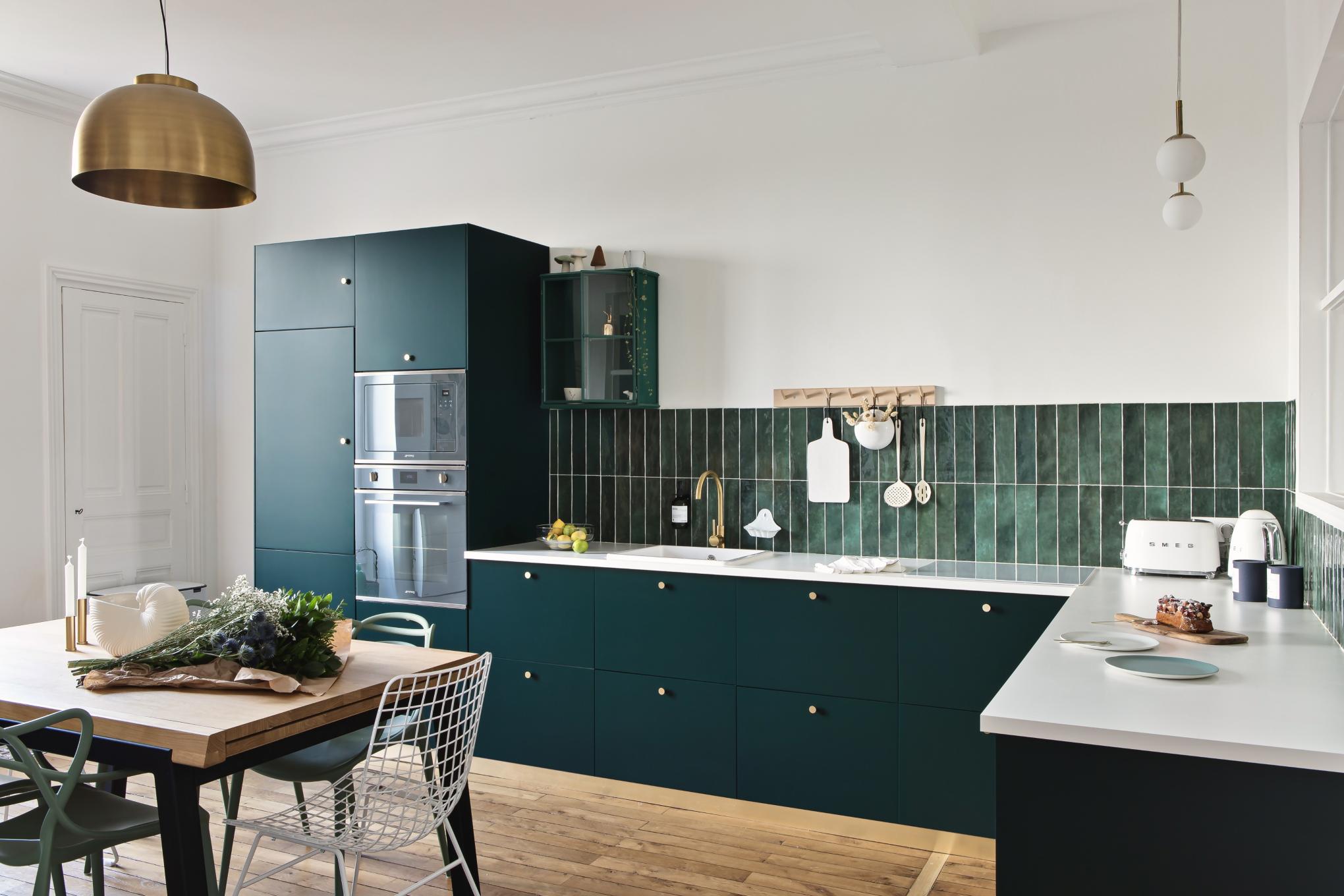 Küche in Mattlack mit Plum Living Blenden