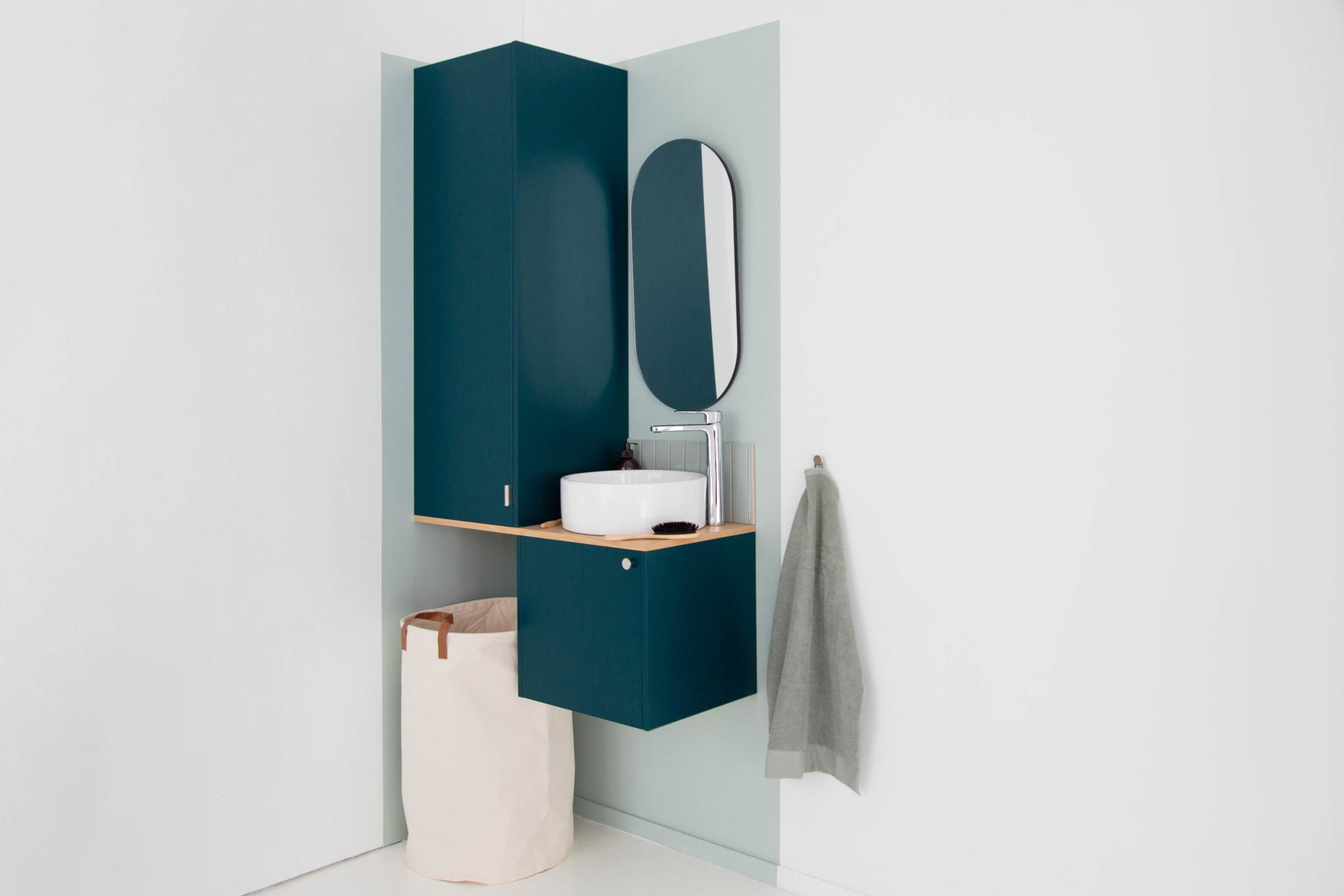 mini vanity unit