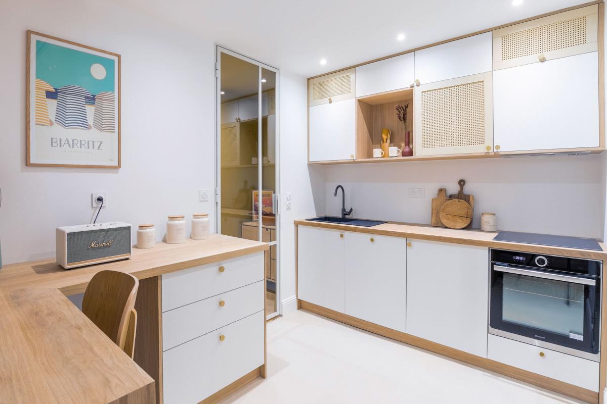 Kitchen in Beige 02 - Sable