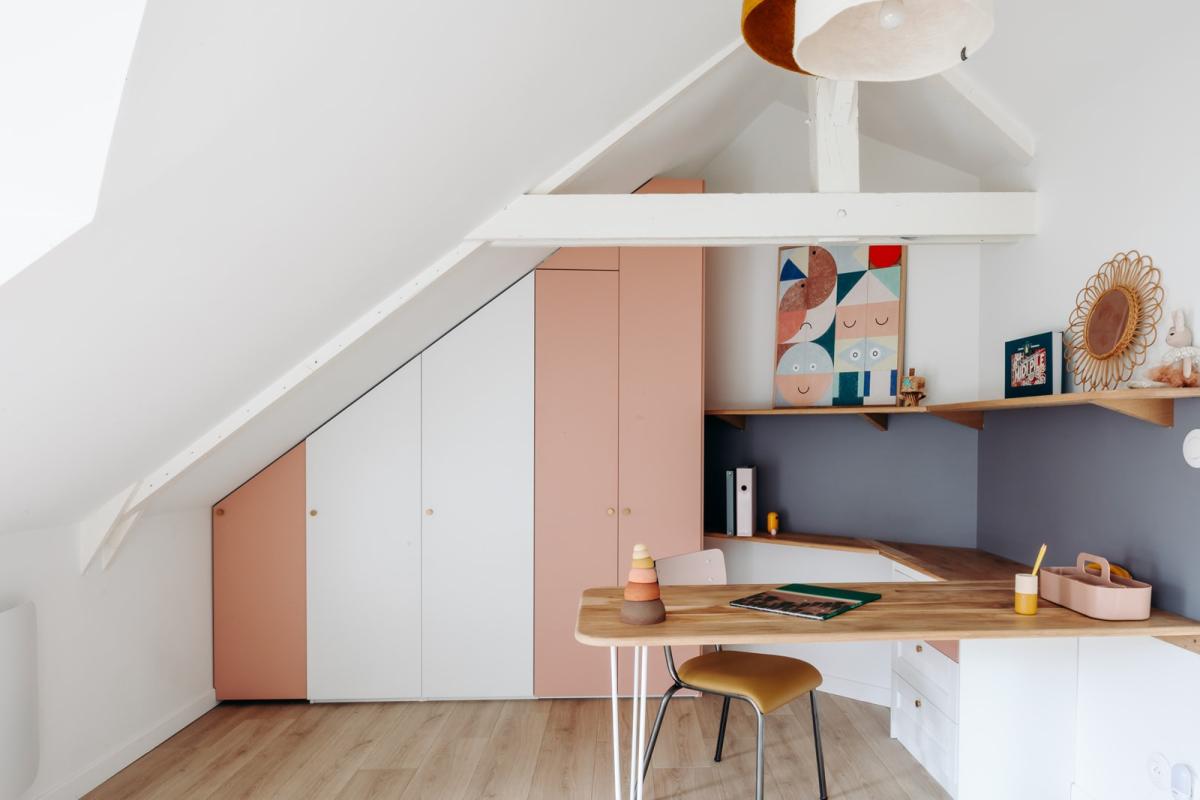 Two-tone wardrobe