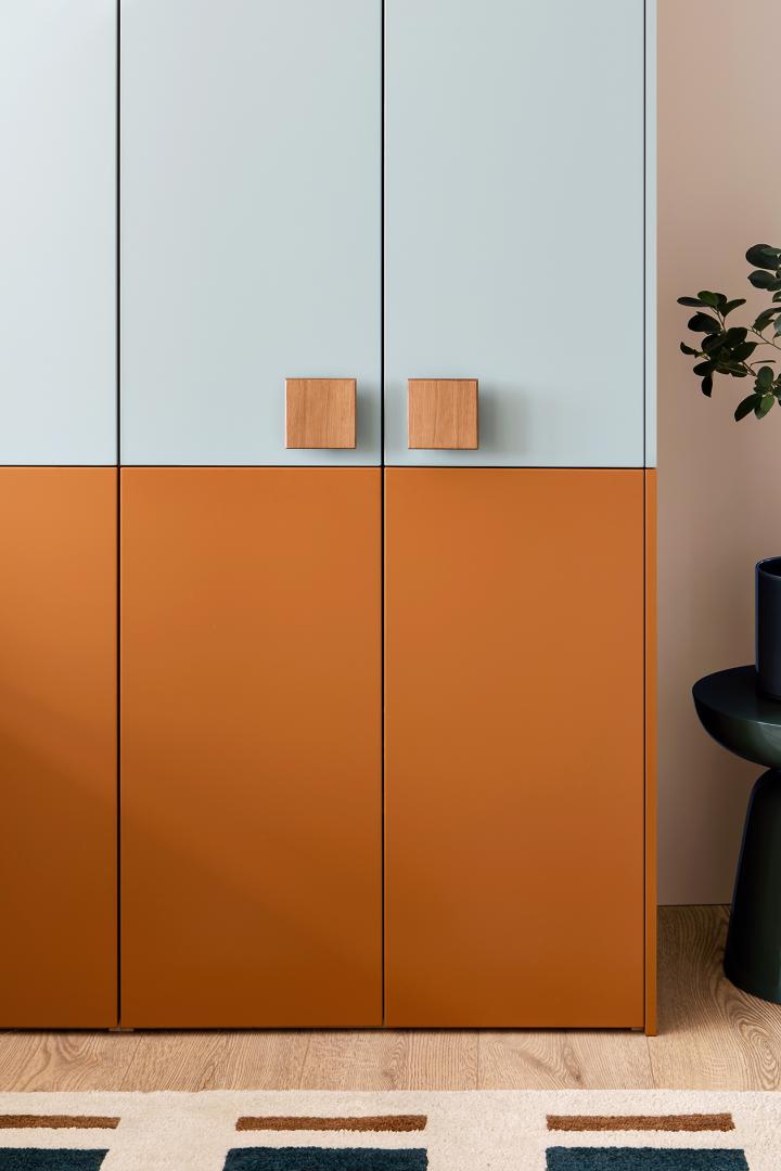 Door 25x153cm - right-hand hinges