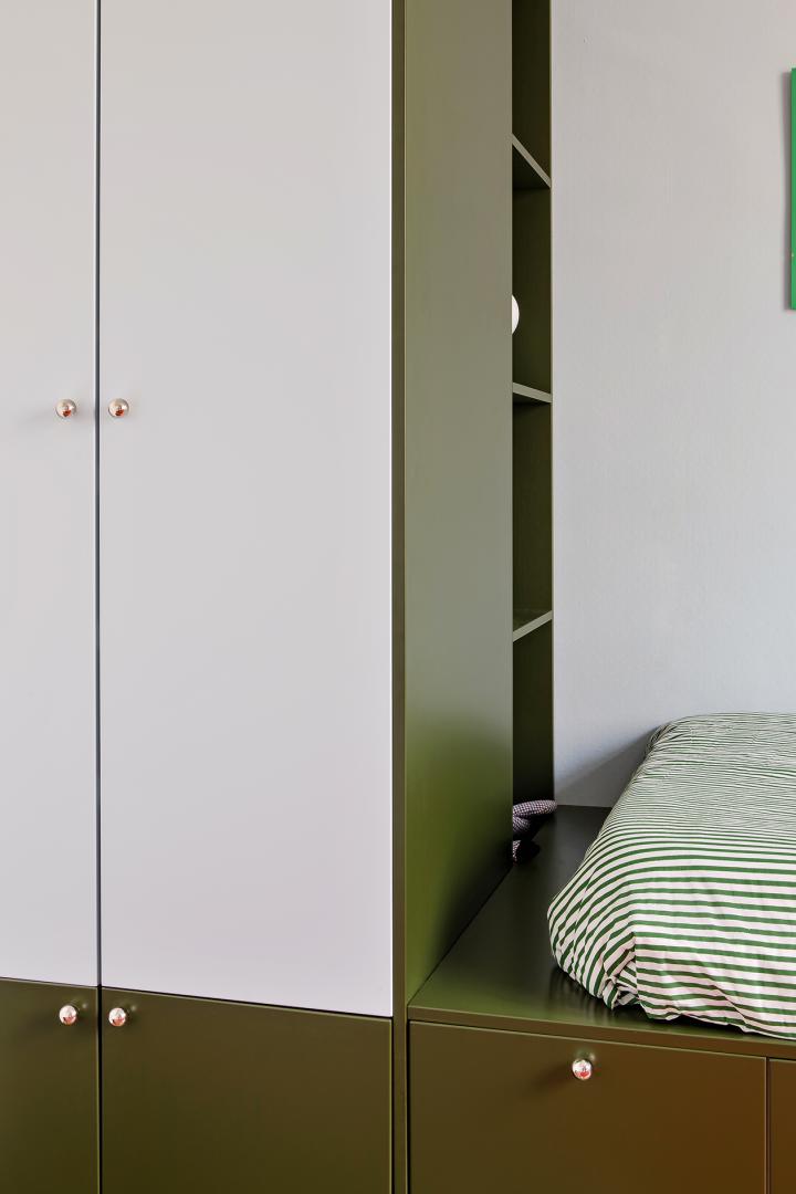 Tür 37x185cm - rechte Scharniere