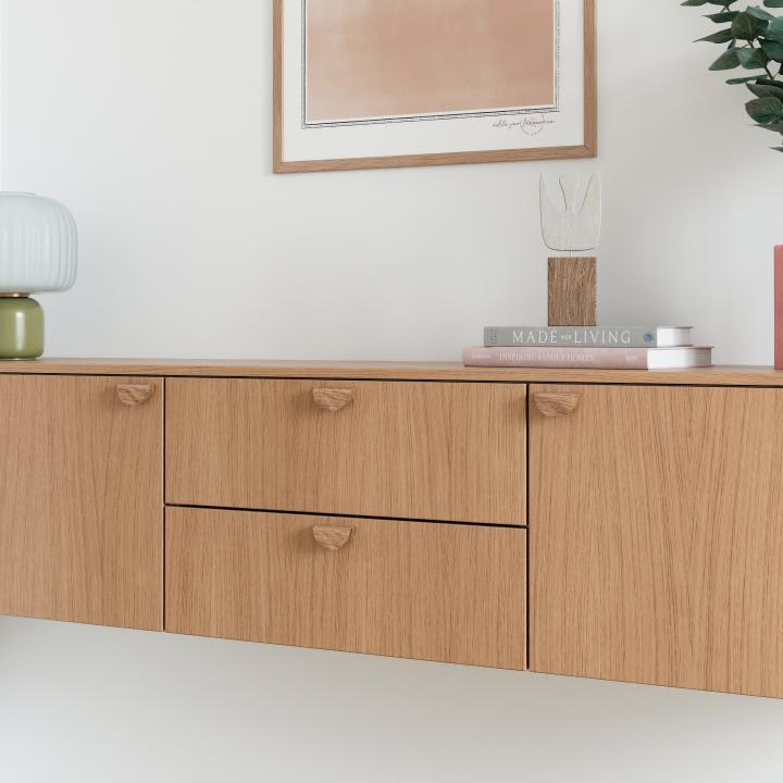 Handle | Aura
