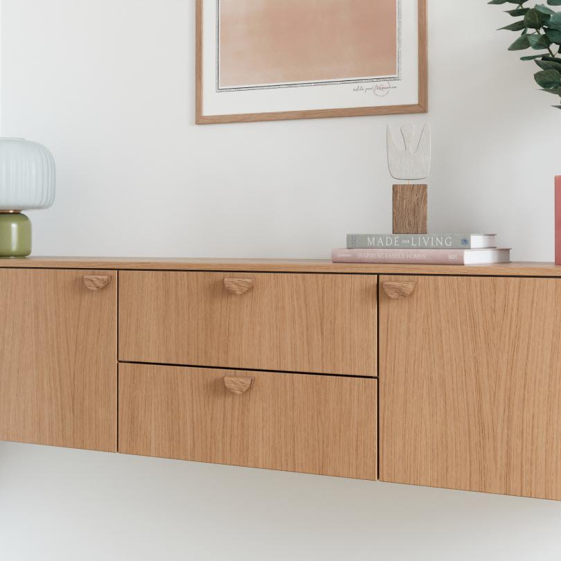 Handle | Aura