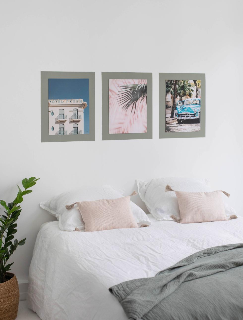Projekt realisiert mit der Plum-Farbe Grün 05 - Stone, David David Poster, Gabrielle Paris Kissen.