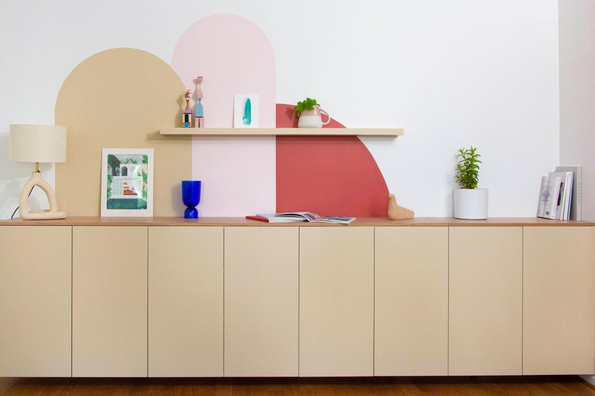 Plum-Projekt, das mit unseren mattlackierten Fronten in Beige 02 - Sable realisiert wurde