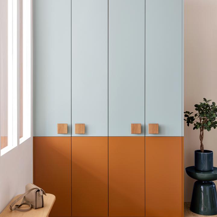 Porte 25x153cm - charnières à droite